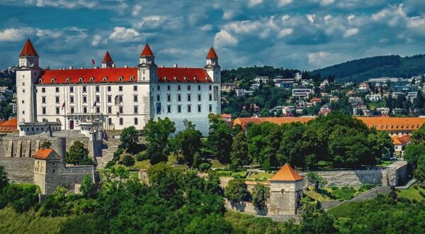 RENOVÁCIA EUROOKIEN BRATISLAVA