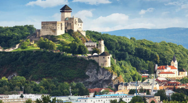 RENOVÁCIA EUROOKIEN TRENČÍN